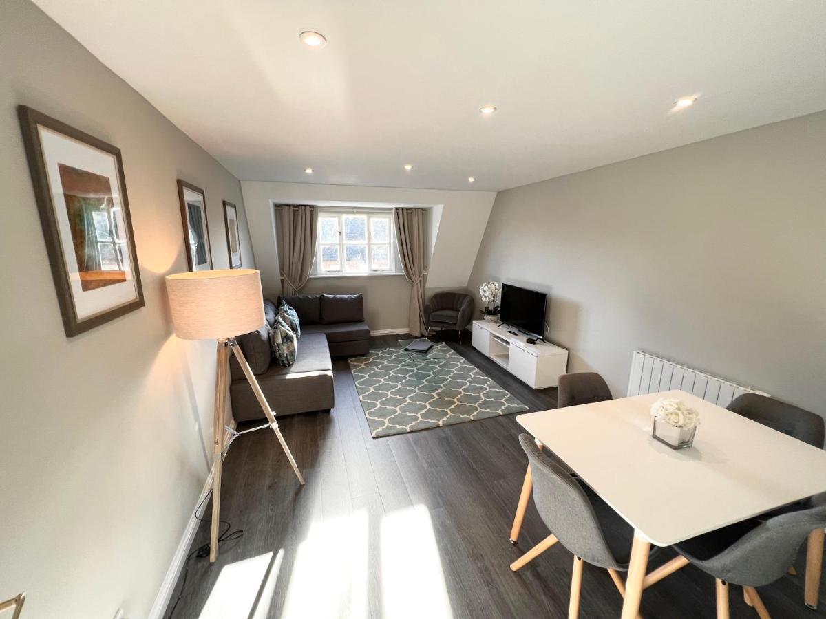 Urban Living'S The Hopkins, Beautiful City Apartment With Private Parking Oxford Buitenkant foto